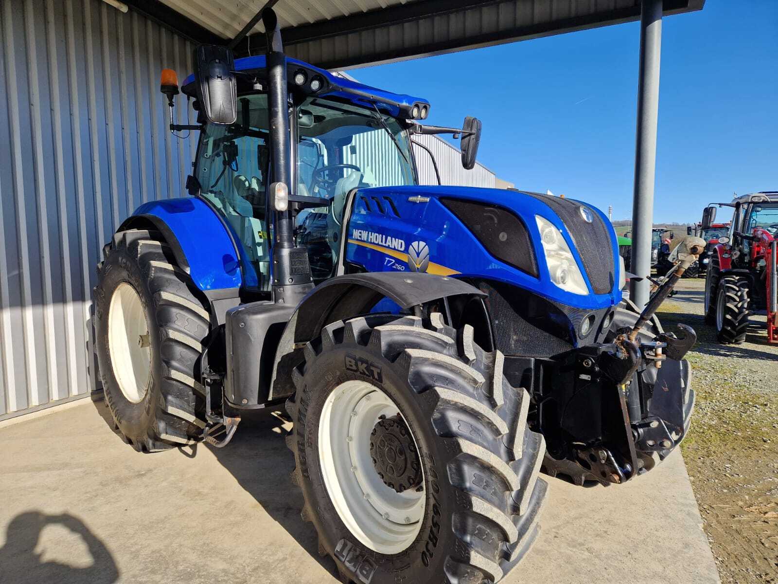 NEW HOLLAND T7.260 AC