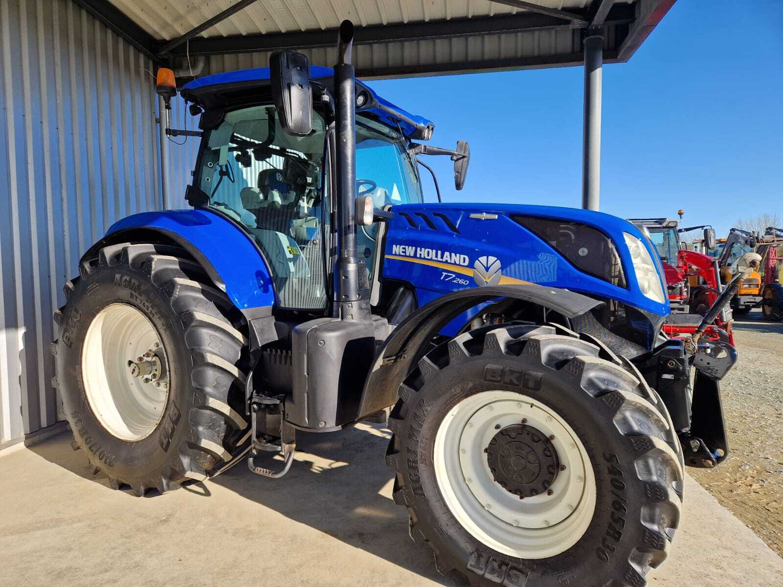 NEW HOLLAND T7.260 AC