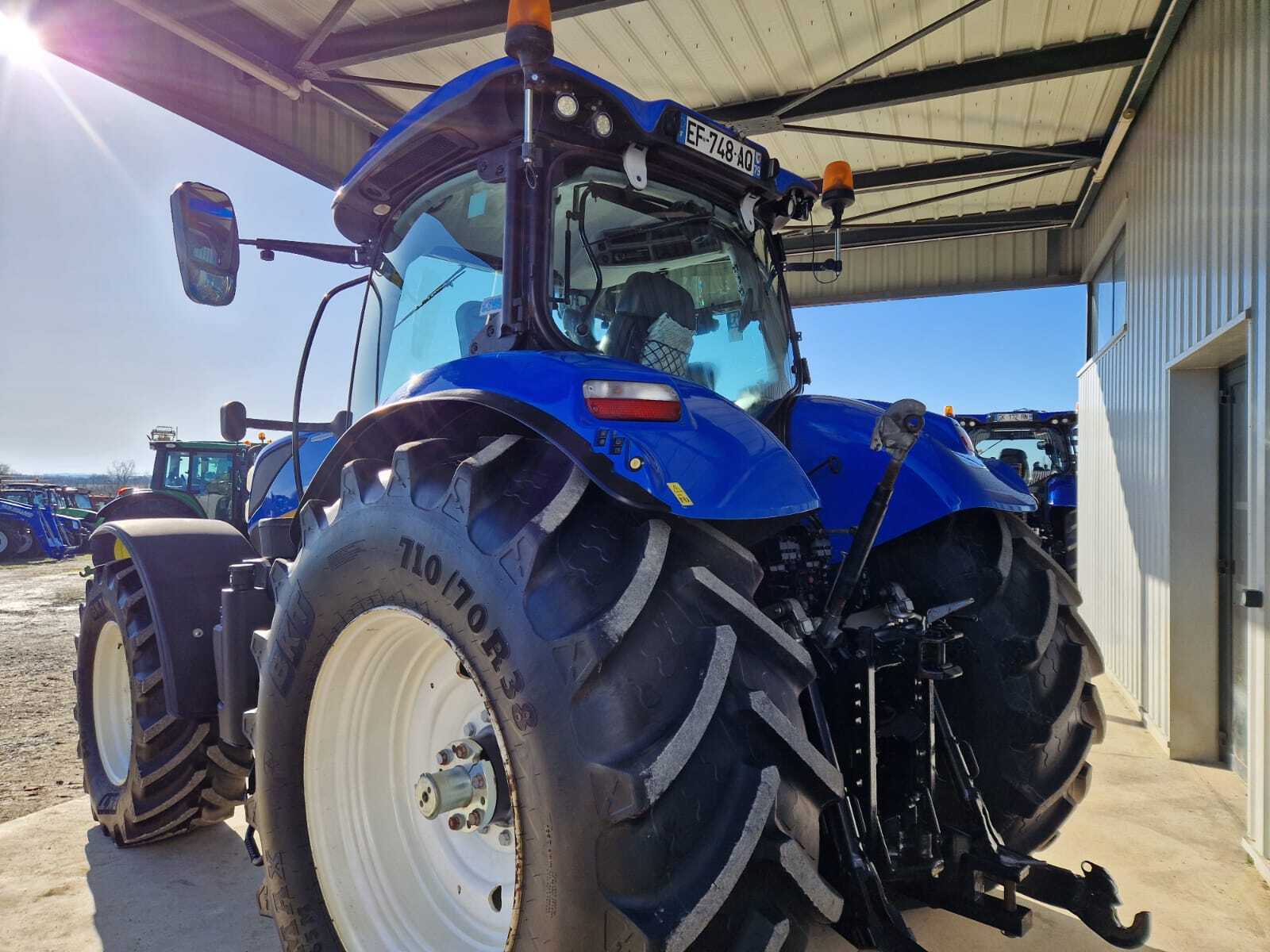 NEW HOLLAND T7.260 AC