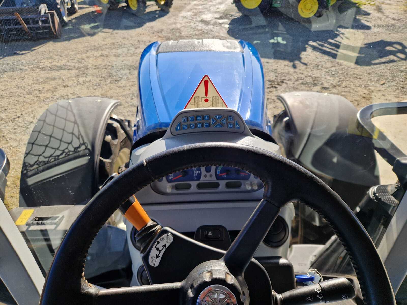 NEW HOLLAND T7.260 AC