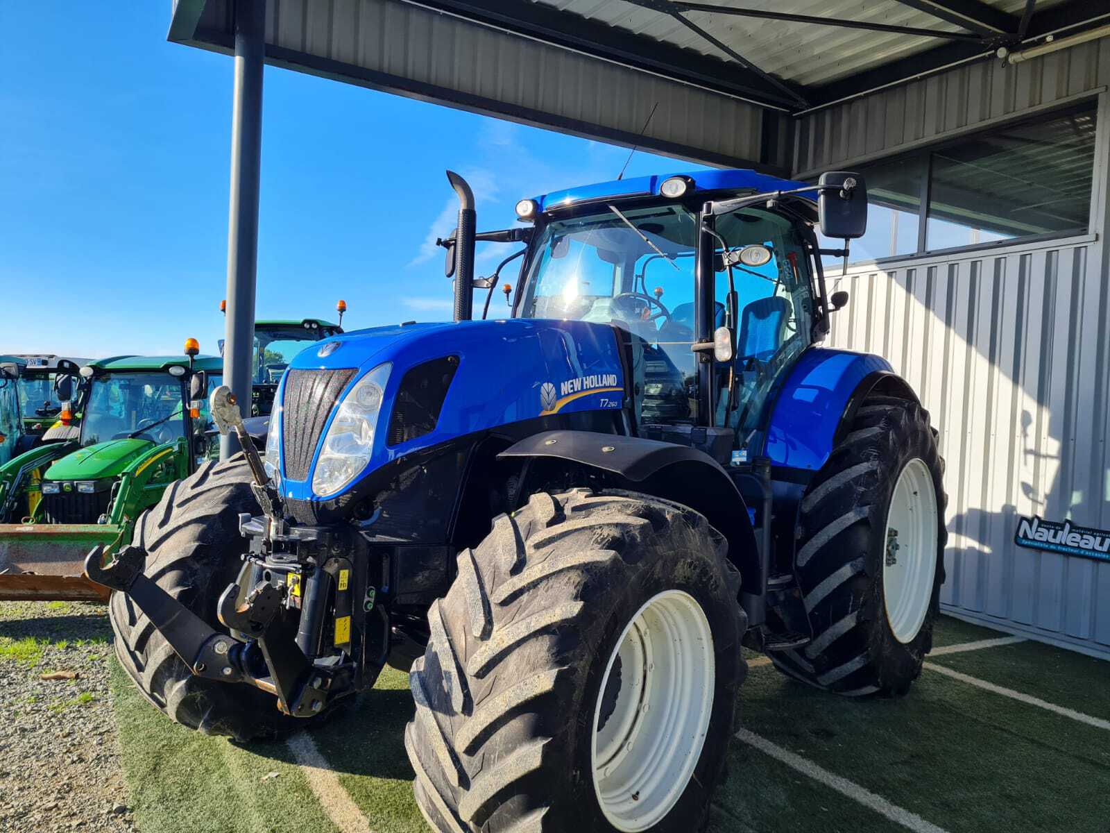 NEW HOLLAND T7.260 PC