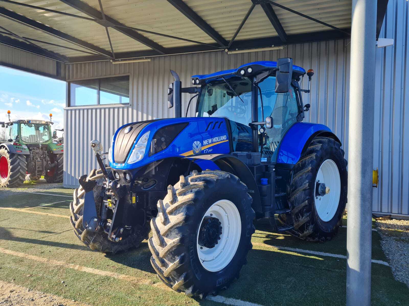 NEW HOLLAND T7.260 PC