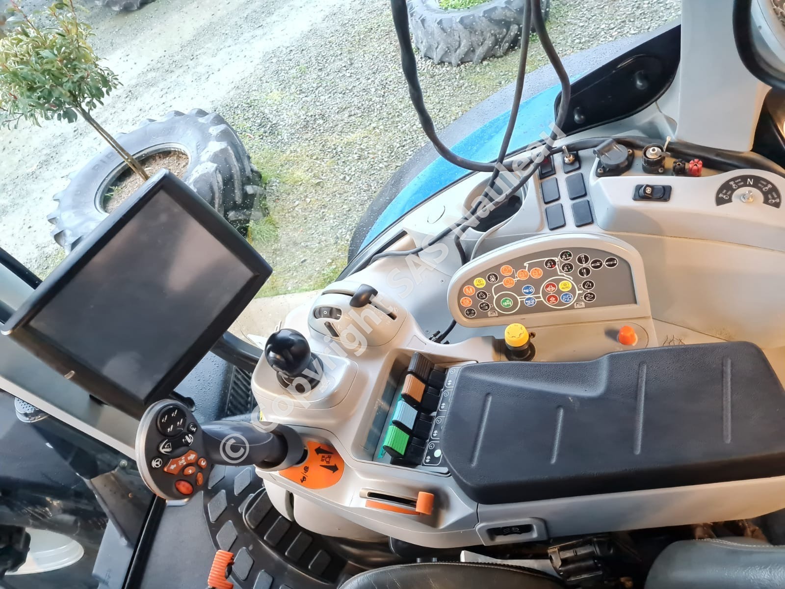 Copie de NEW HOLLAND T7.270 AC