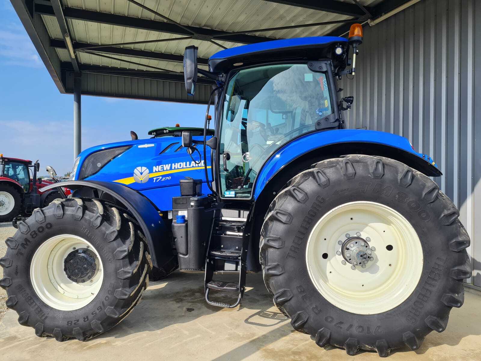 NEW HOLLAND T7.270 AC