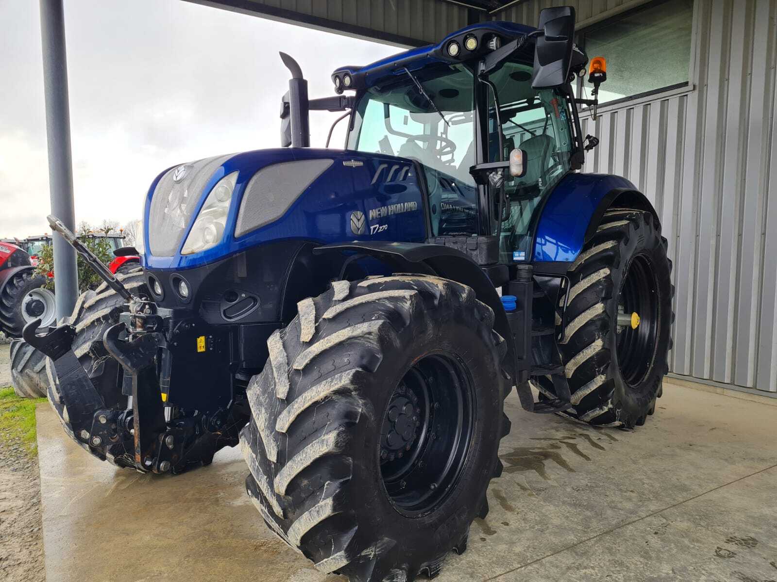 NEW HOLLAND T7.270 AC
