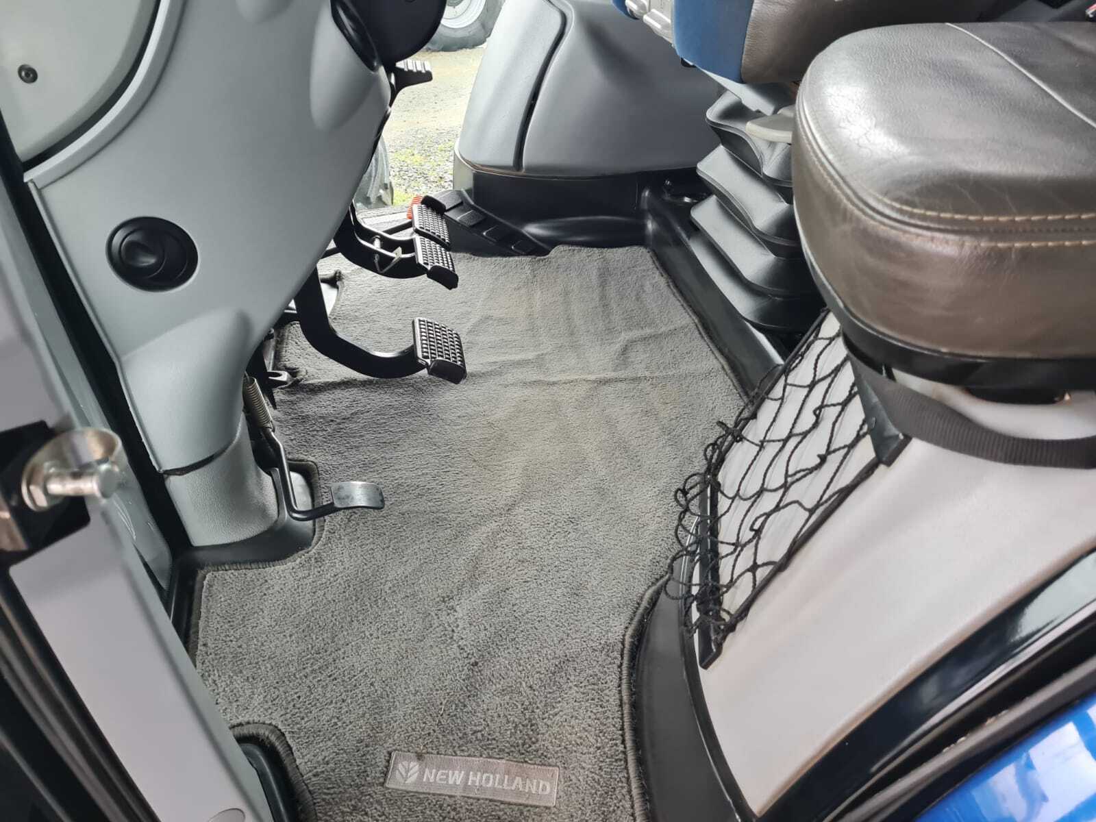 NEW HOLLAND T7.270 AC