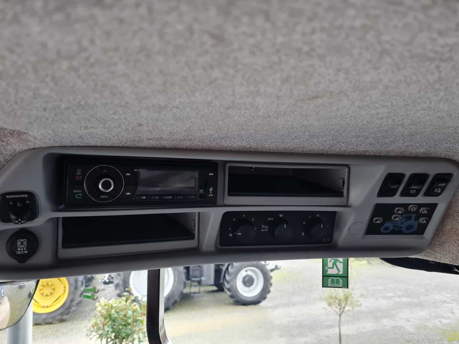 NEW HOLLAND T7.270 AC