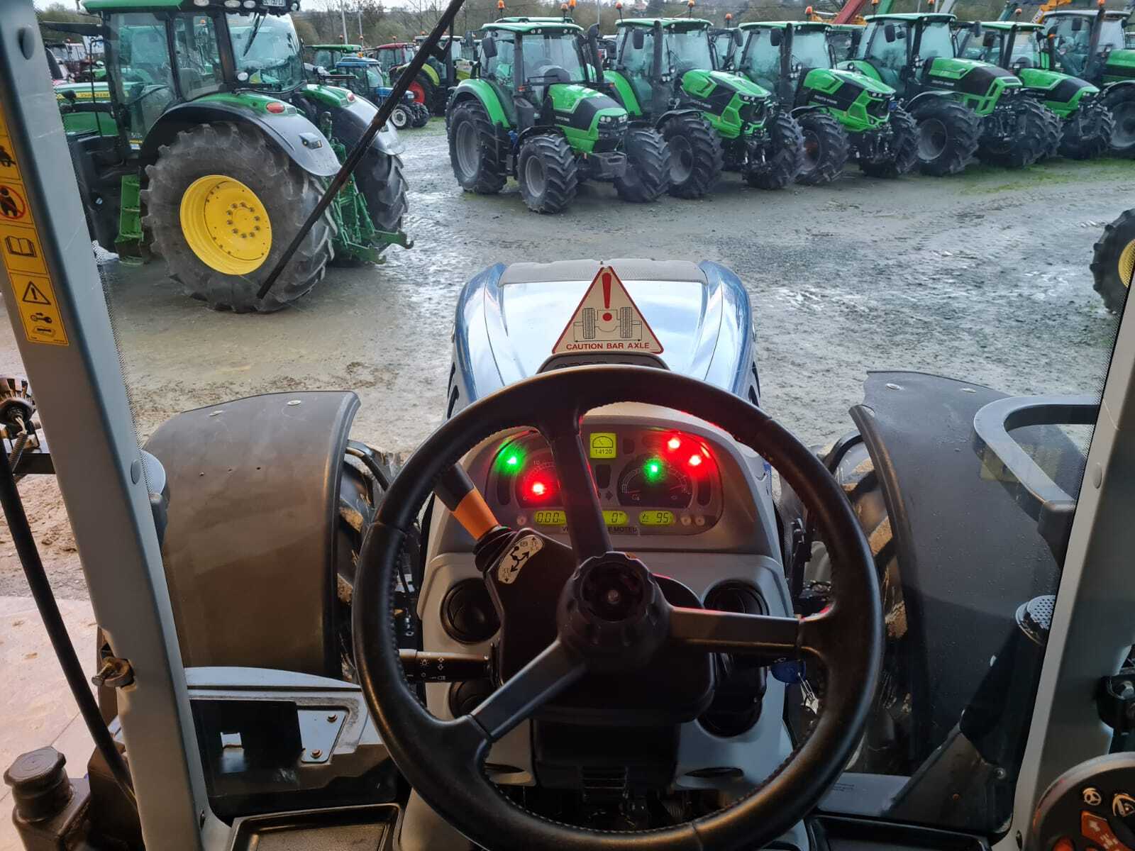 NEW HOLLAND T7.270 AC