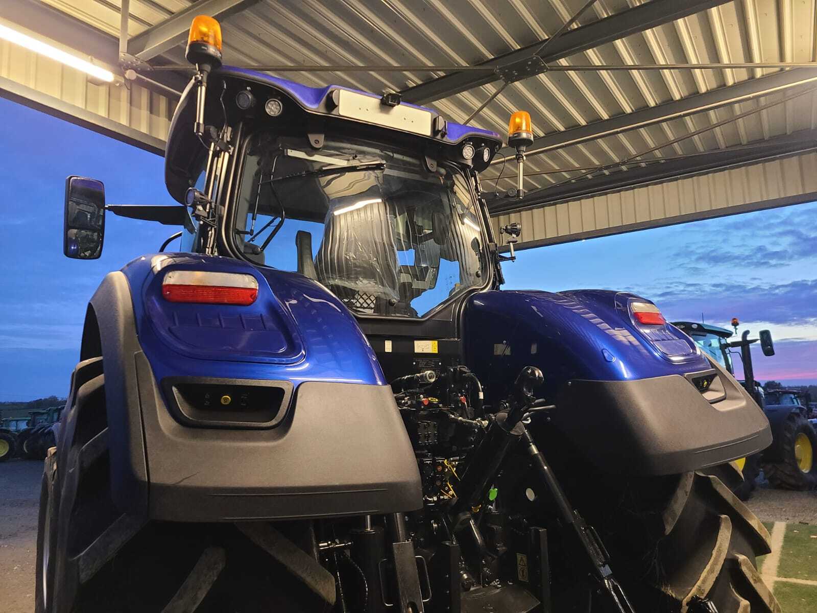 NEW HOLLAND T7.275 HD