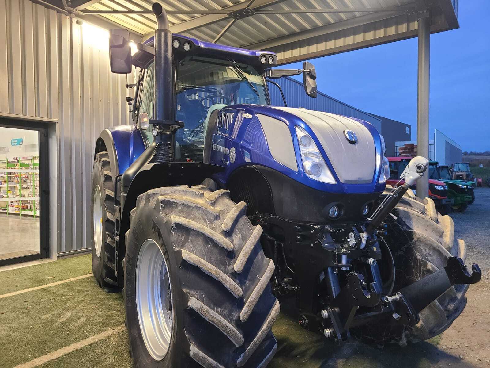 NEW HOLLAND T7.275 HD