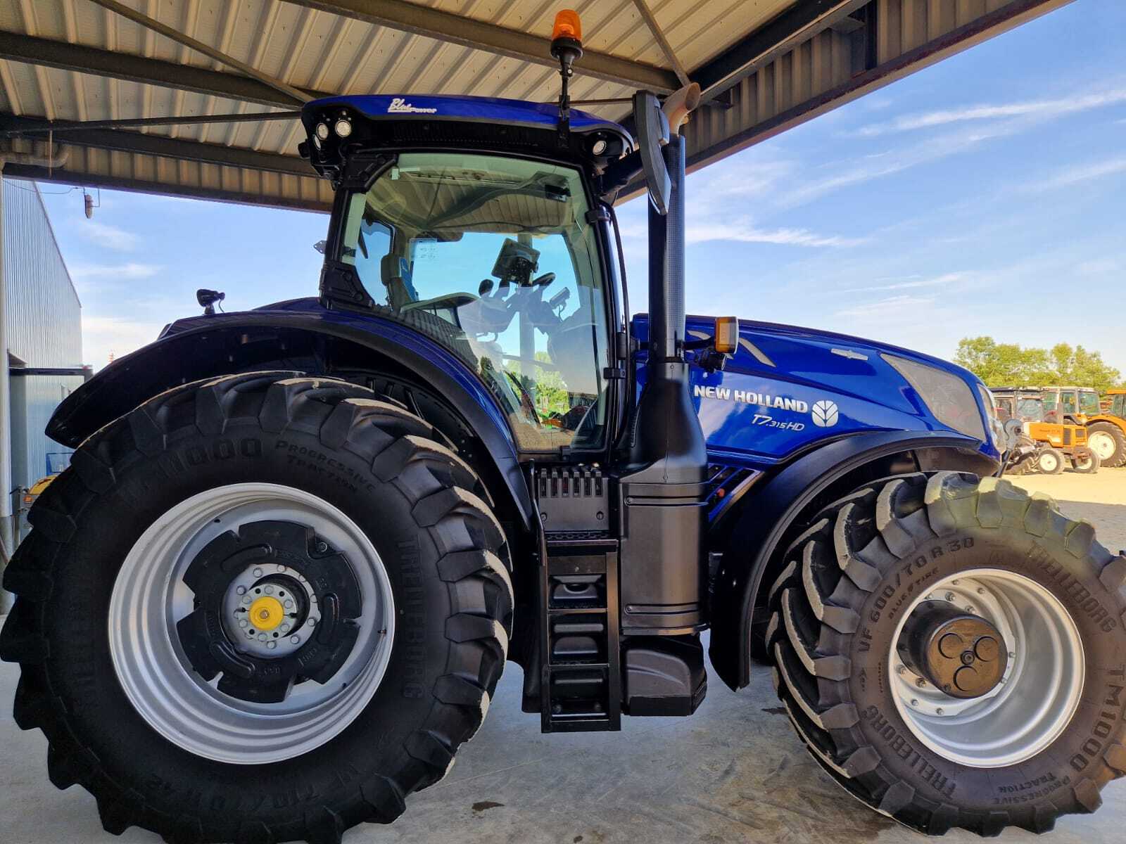 NEW HOLLAND T7.315 HD PLMI