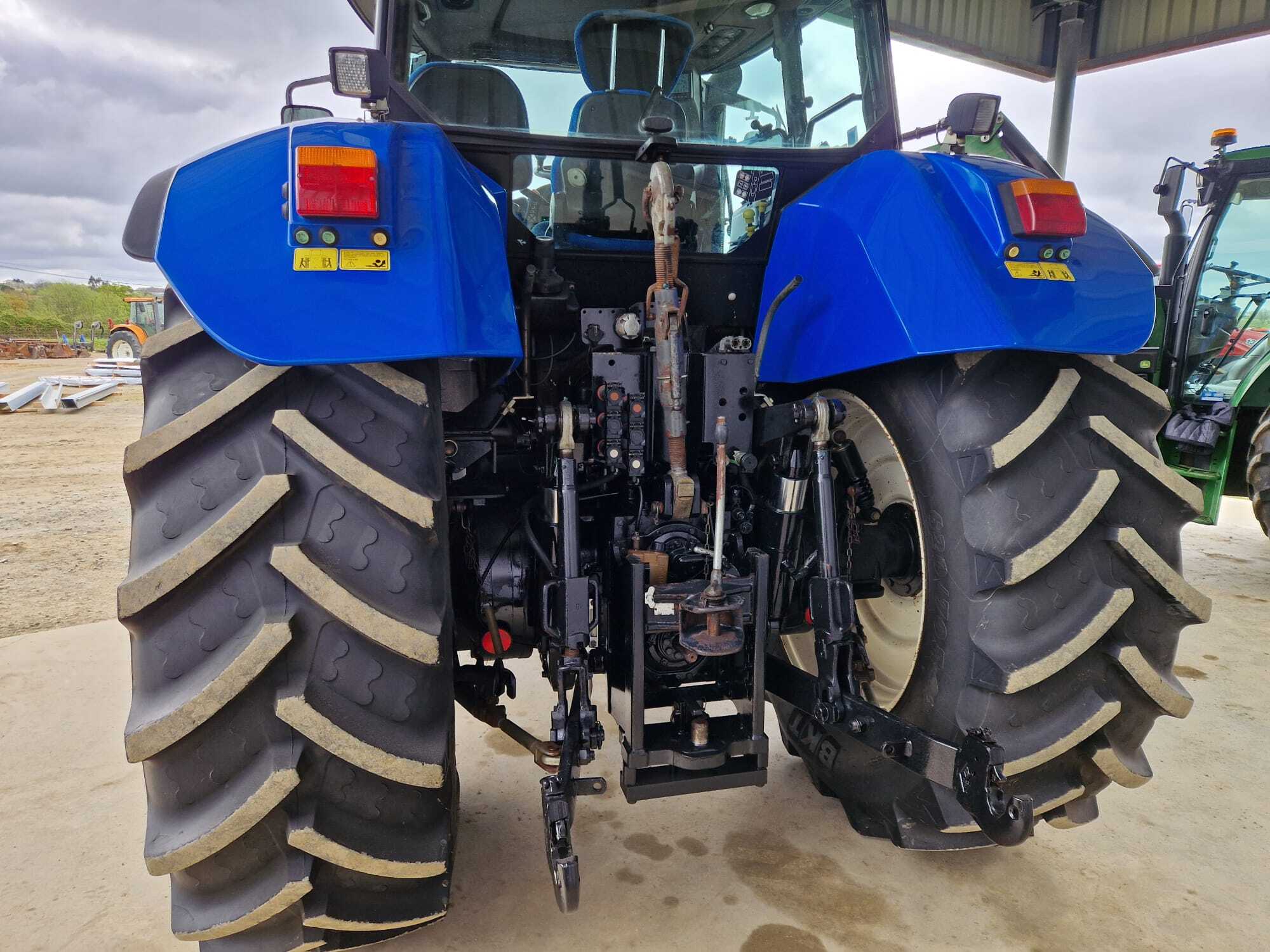 NEW HOLLAND T7.550