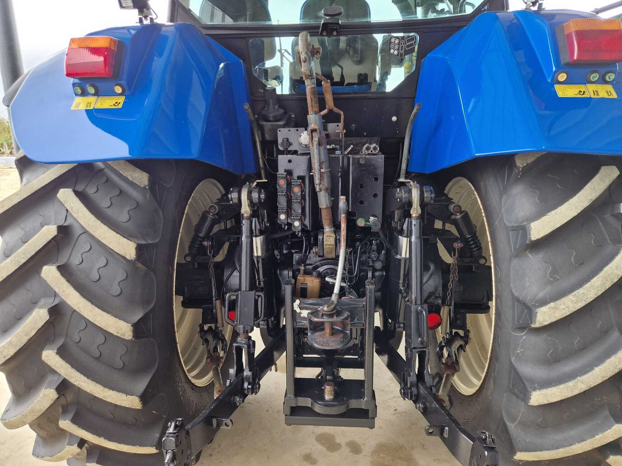 NEW HOLLAND T7.550