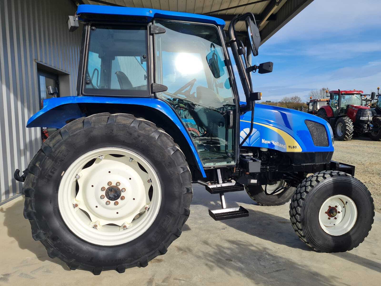 NEW HOLLAND TL80A