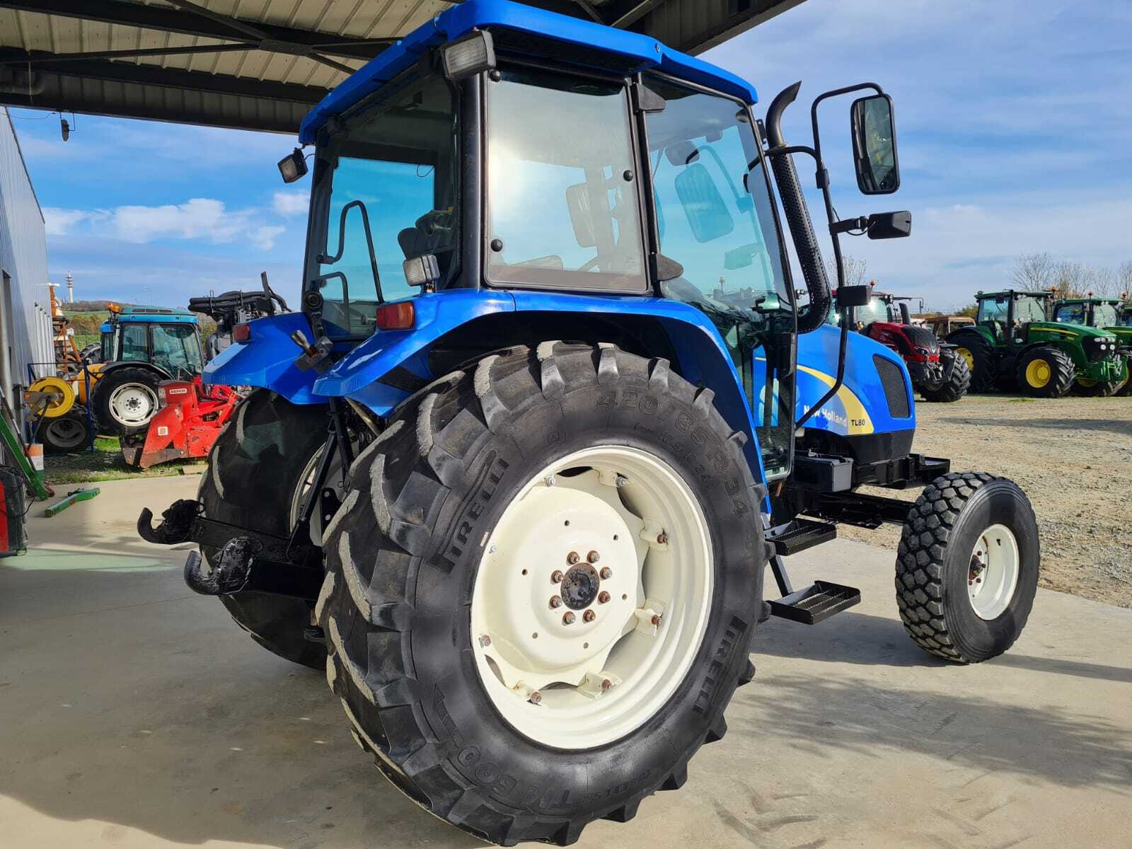 NEW HOLLAND TL80A