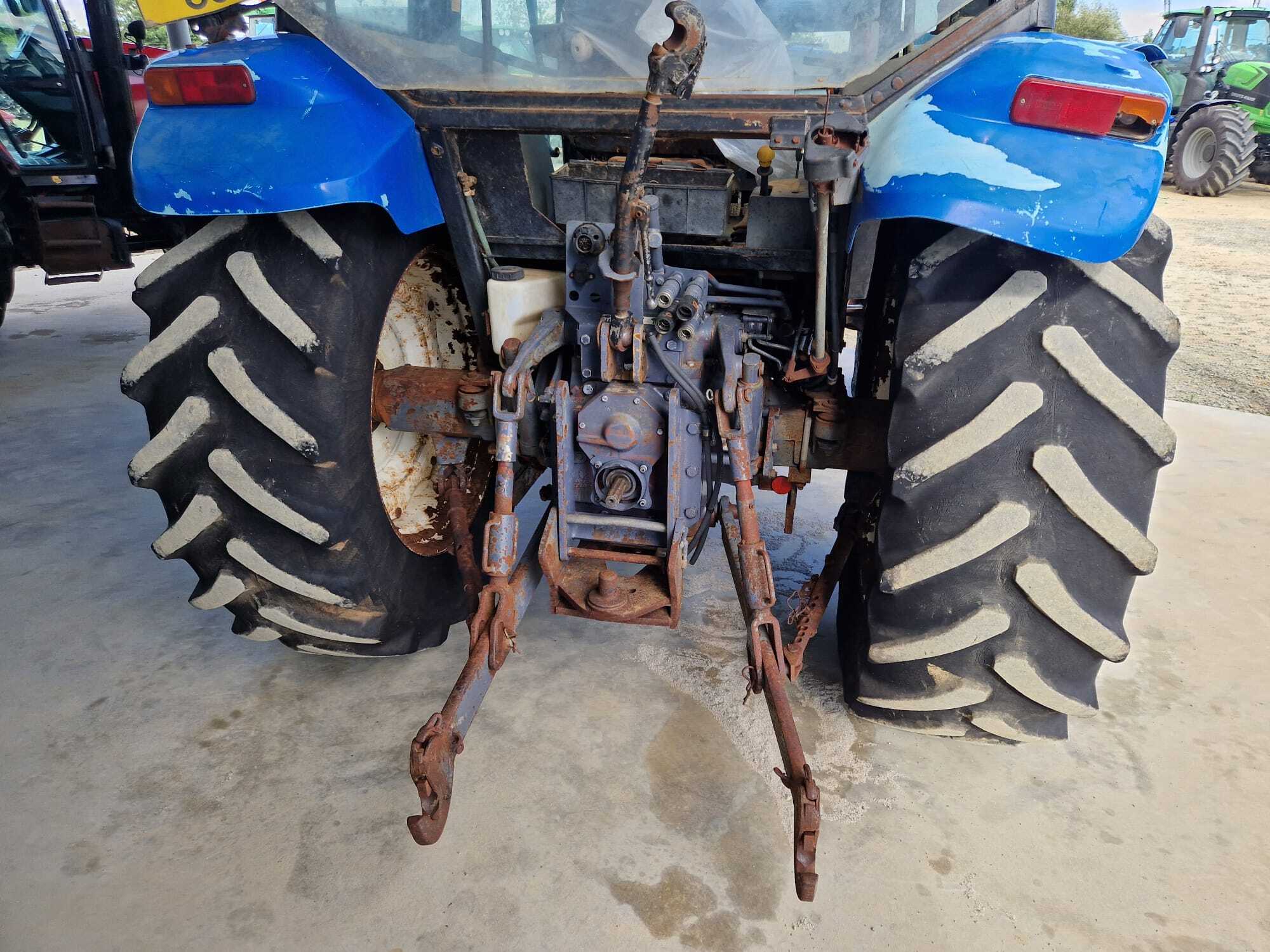 NEW HOLLAND TL90
