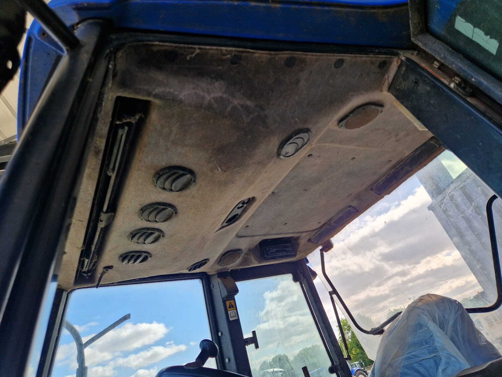 NEW HOLLAND TL90