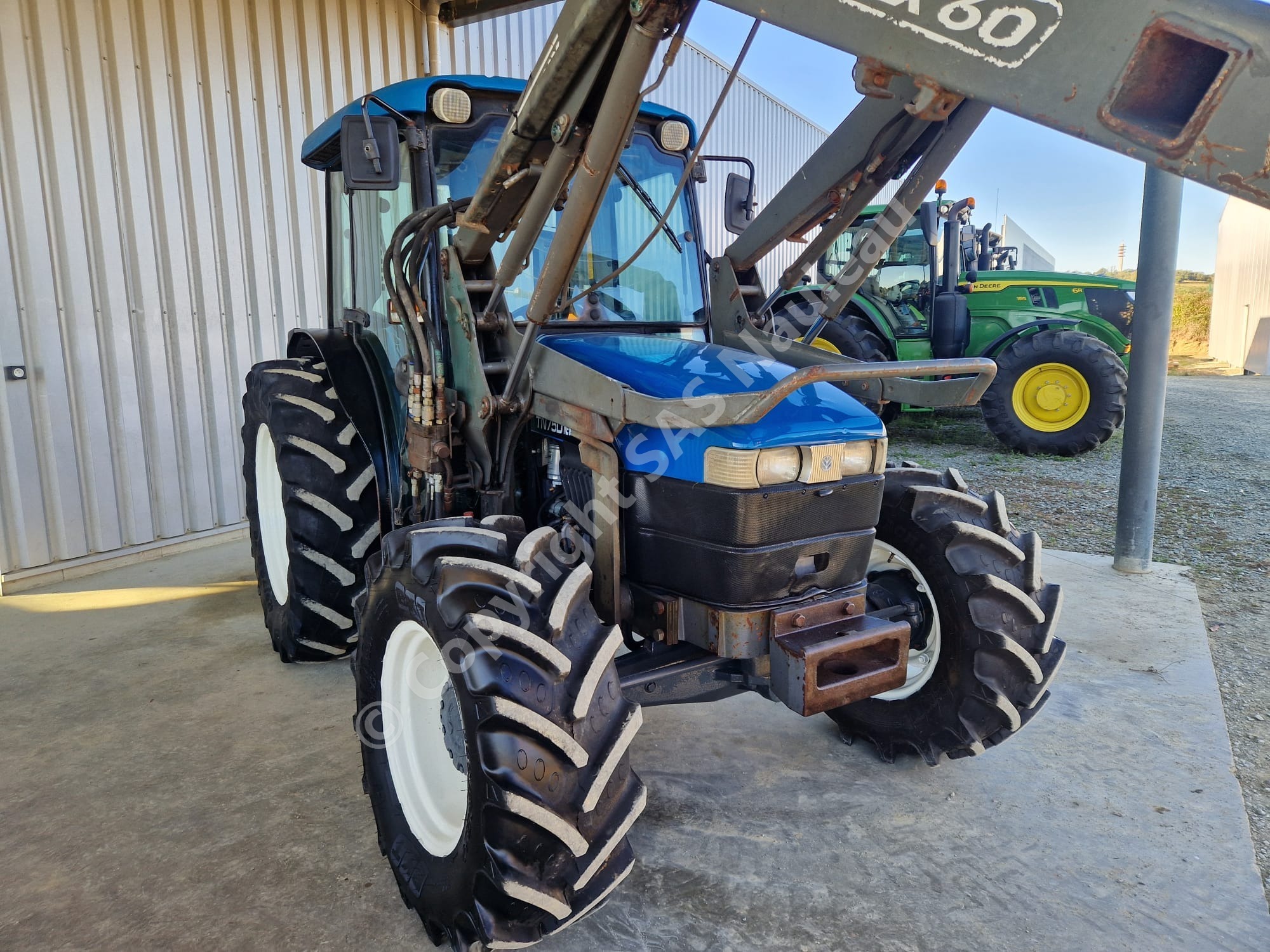 NEW HOLLAND TN75