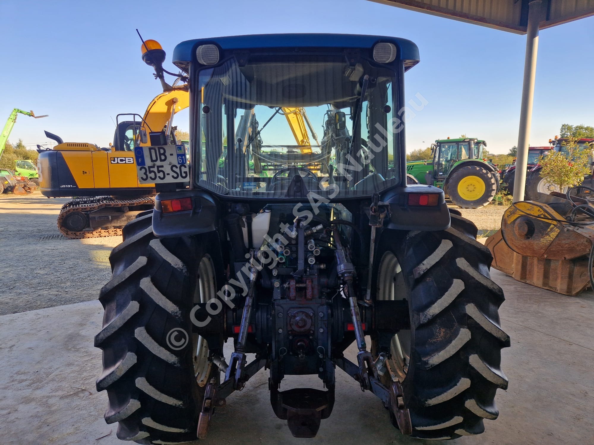 NEW HOLLAND TN75