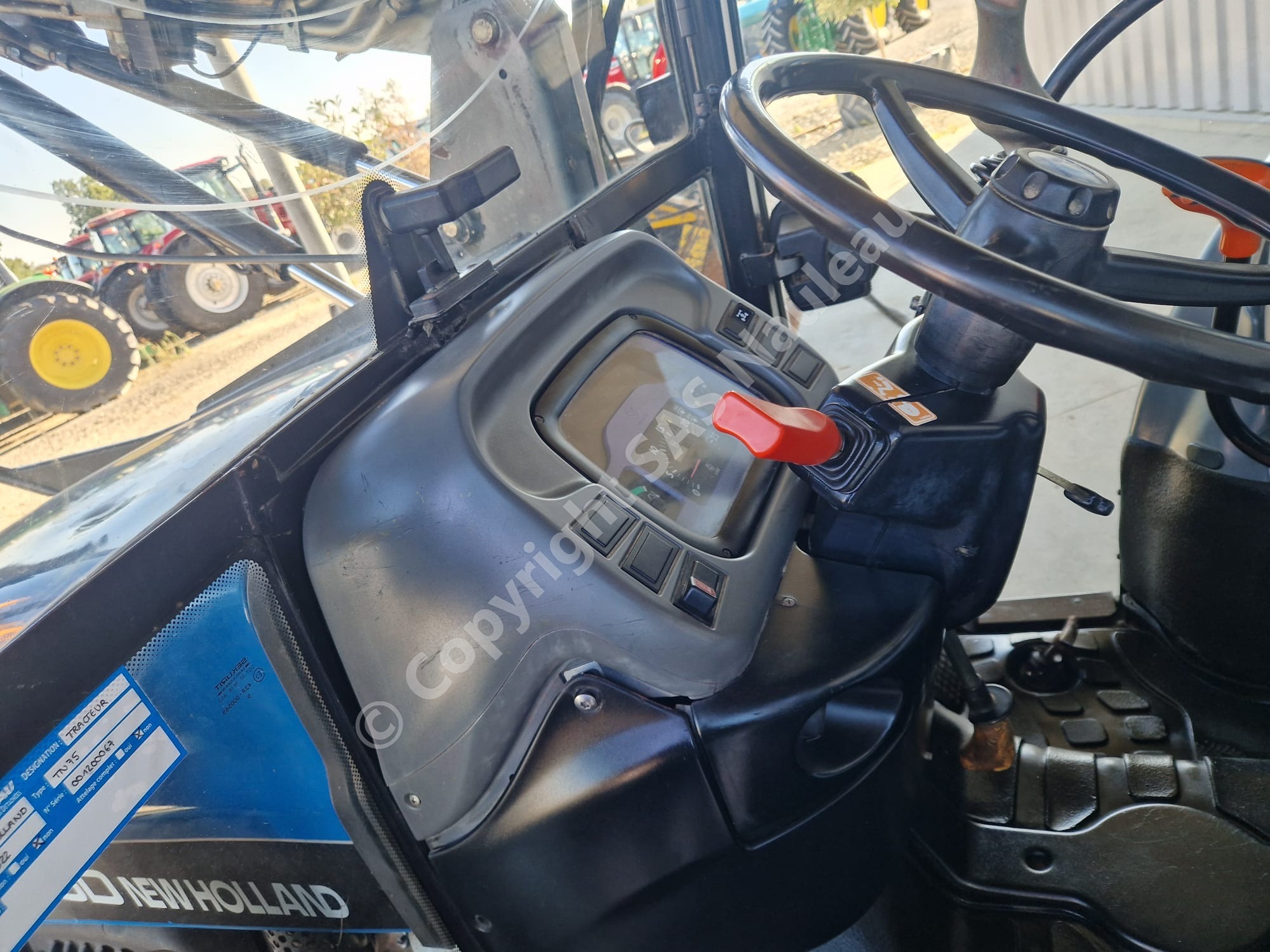 NEW HOLLAND TN75