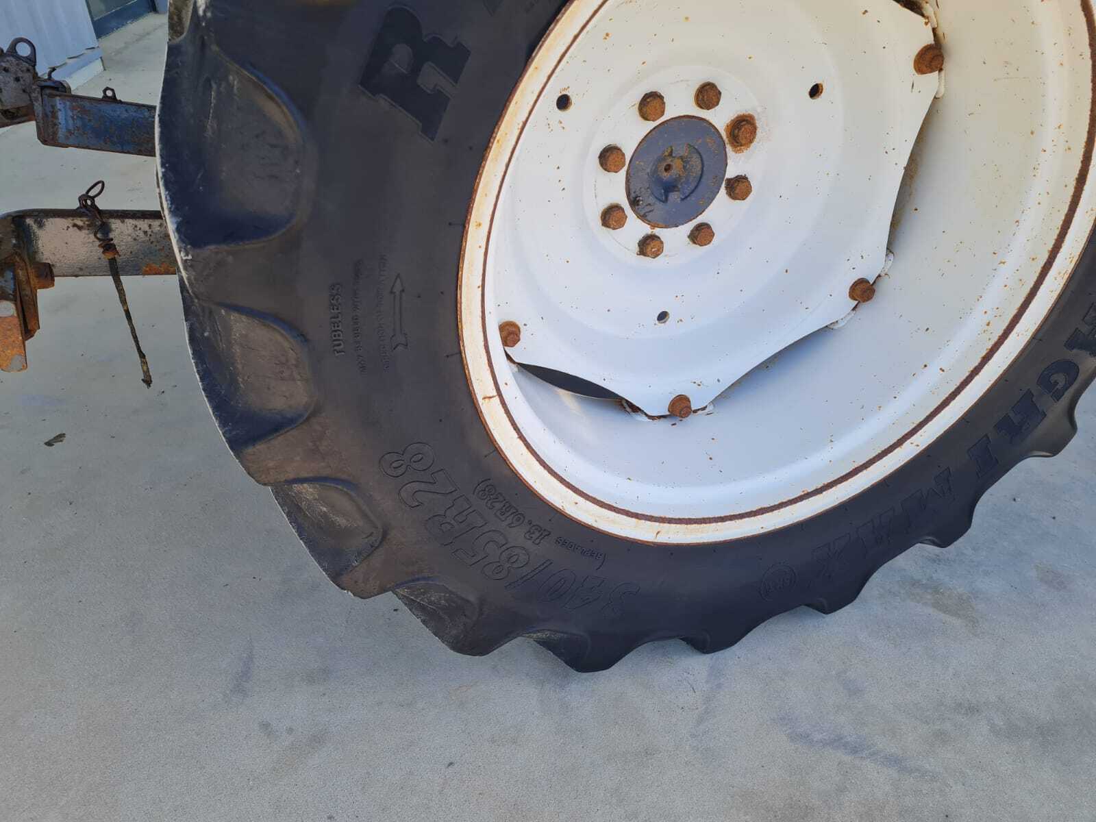 NEW HOLLAND TN75FA