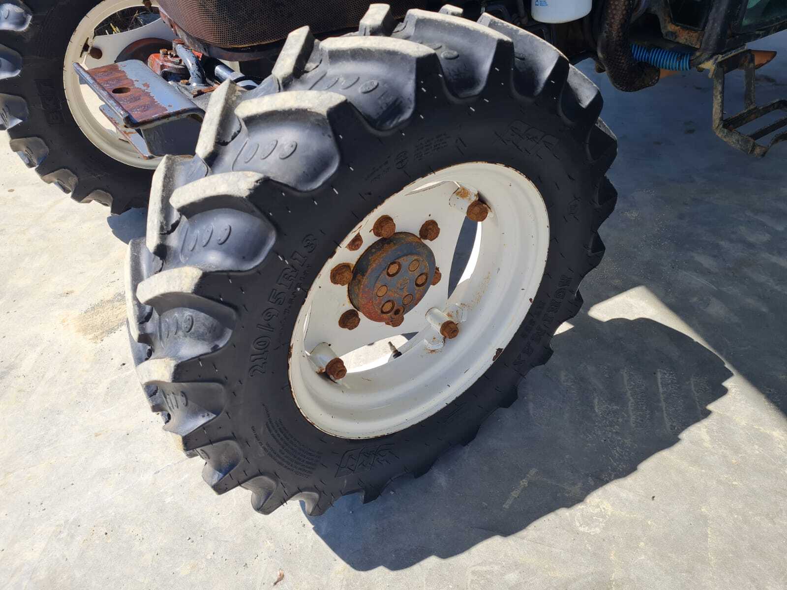 NEW HOLLAND TN75FA
