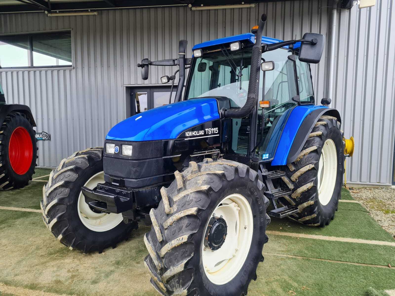 NEW HOLLAND TS115