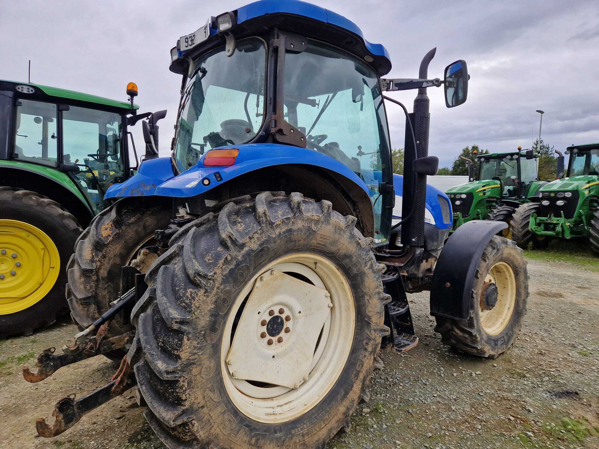 NEW HOLLAND TSA 115