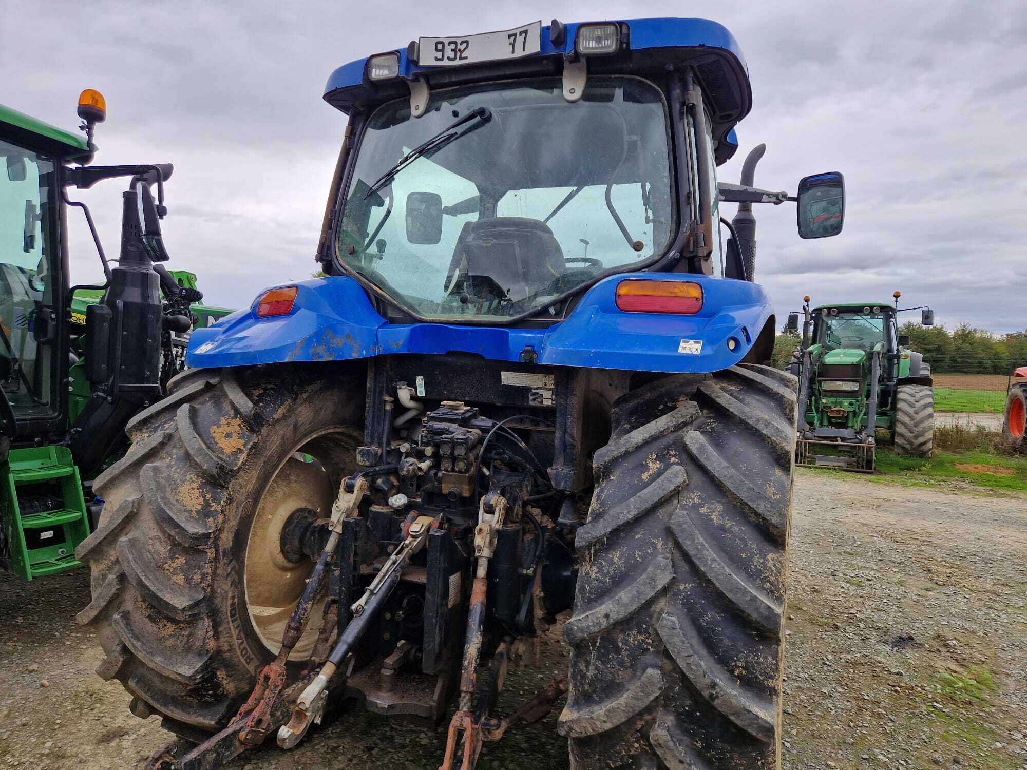 NEW HOLLAND TSA 115