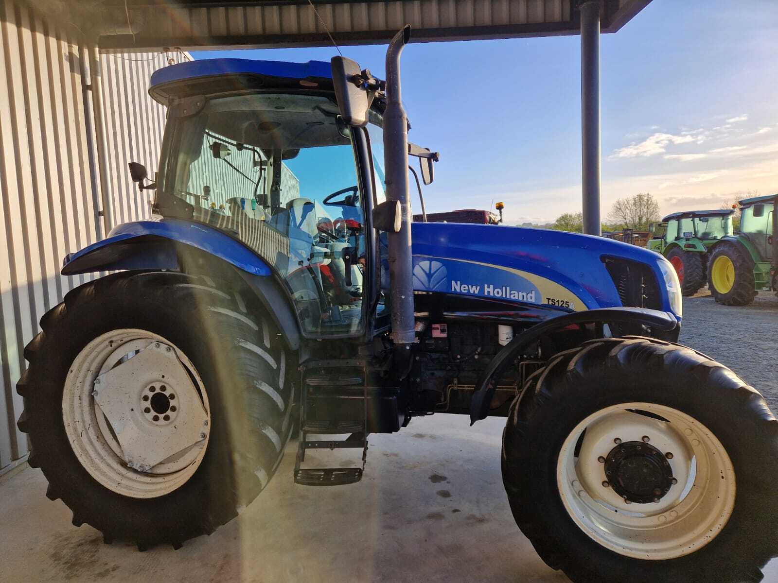 NEW HOLLAND TSA 125