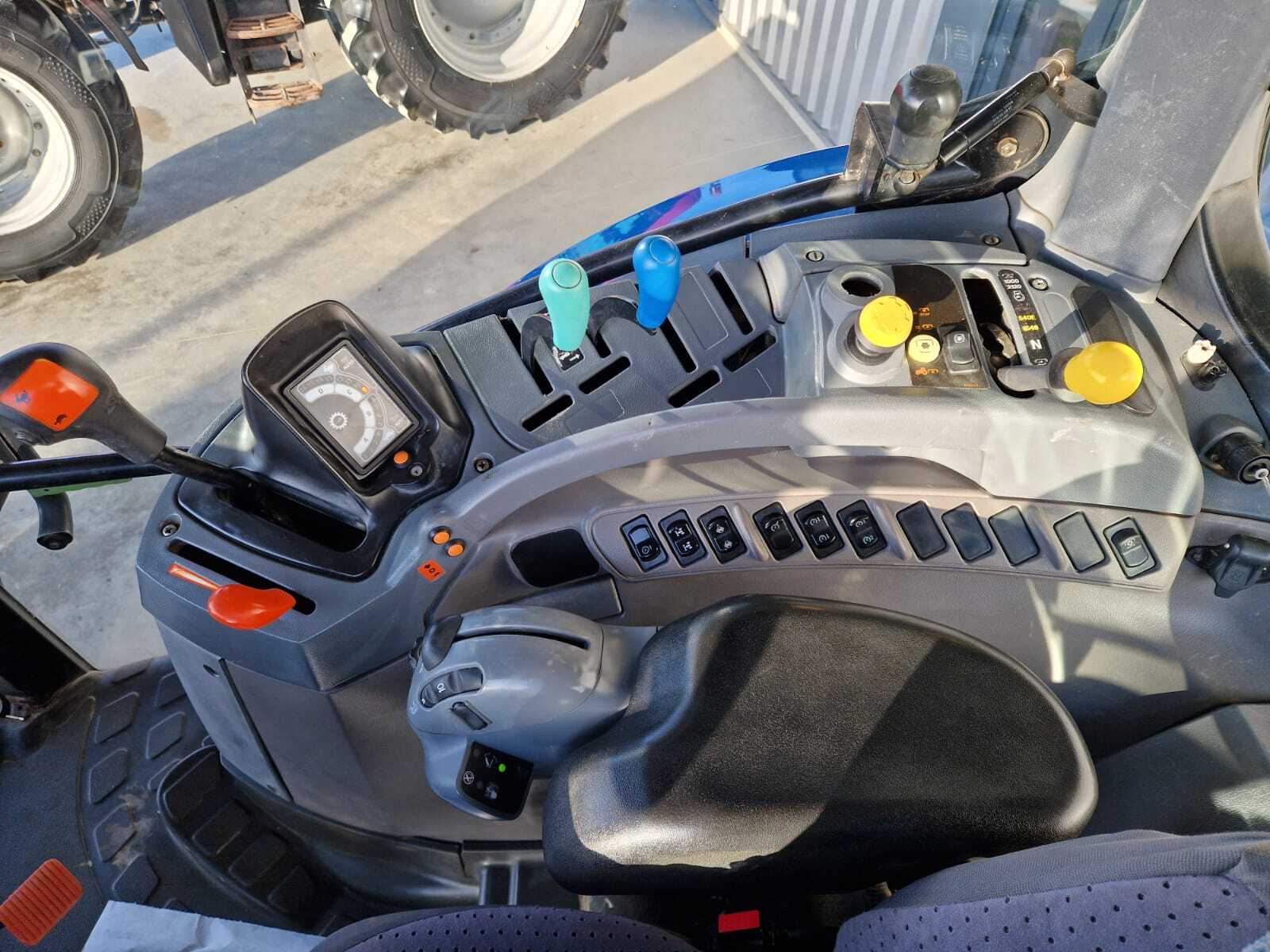 NEW HOLLAND TSA 125