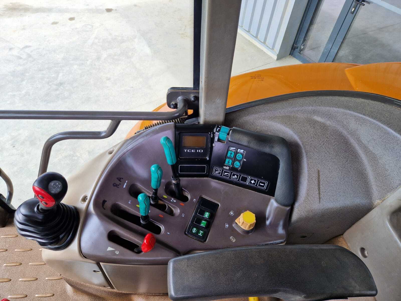 RENAULT ARES 550 RX