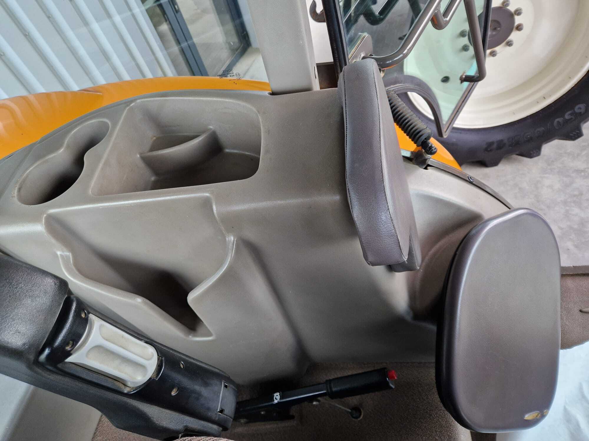 RENAULT ARES 616 RZ