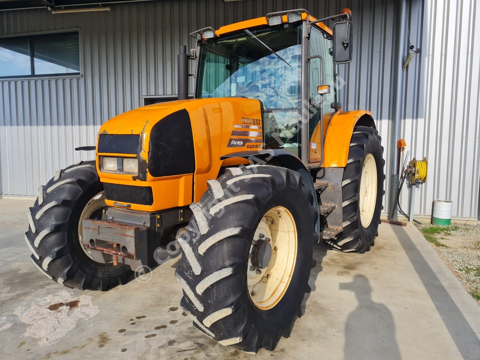 RENAULT ARES 620 RZ