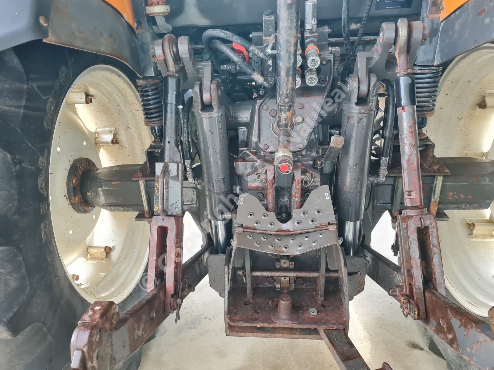 RENAULT ARES 620 RZ