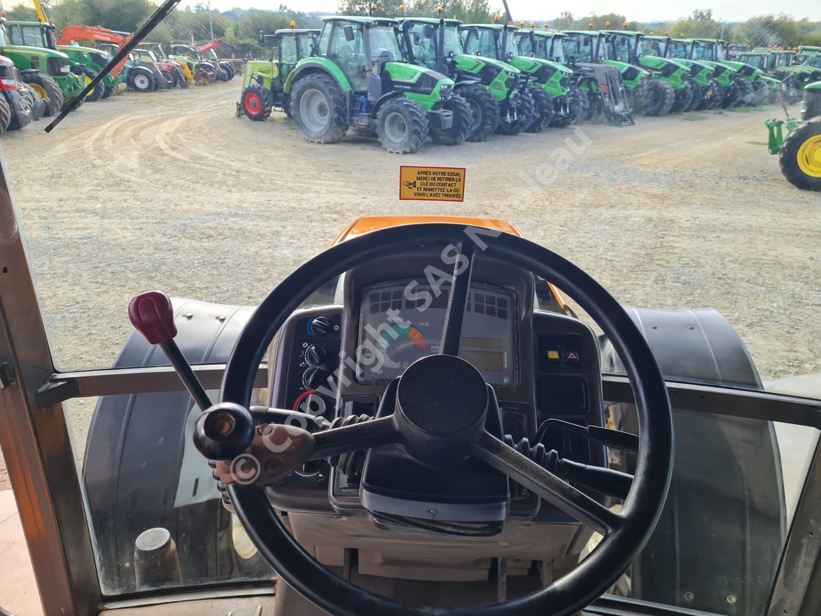 RENAULT ARES 620 RZ
