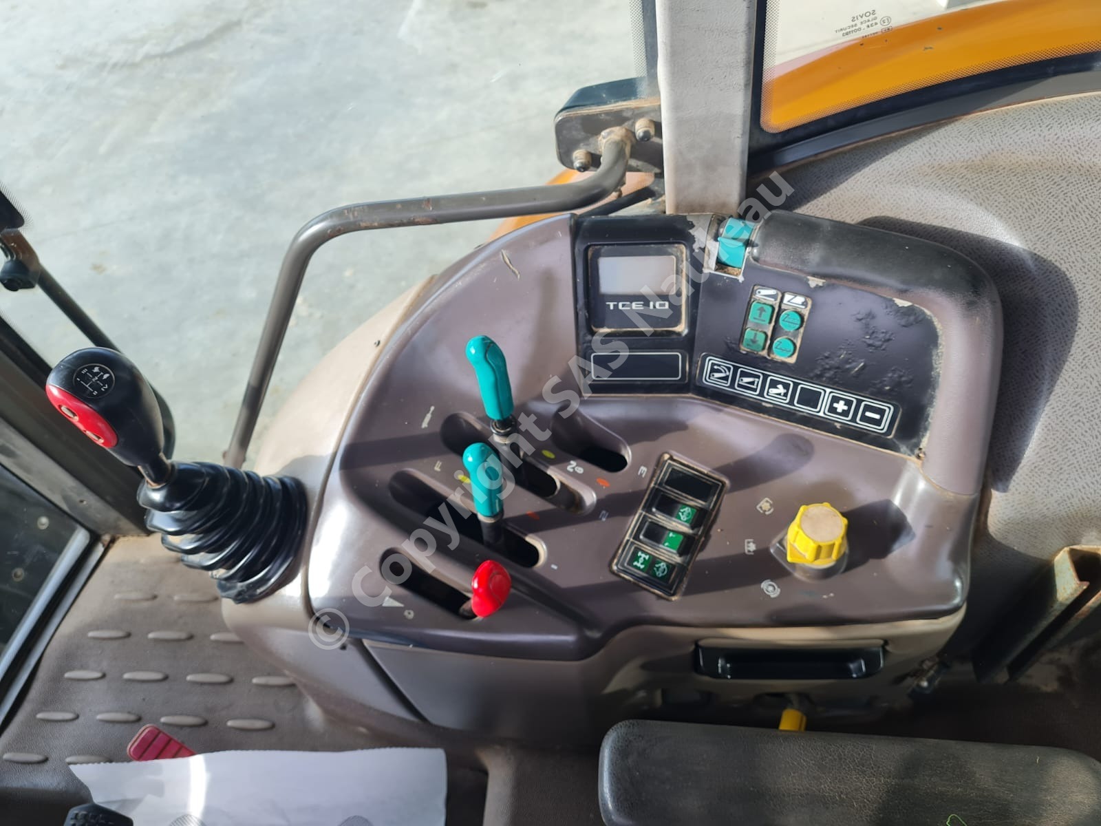 RENAULT ARES 620 RZ