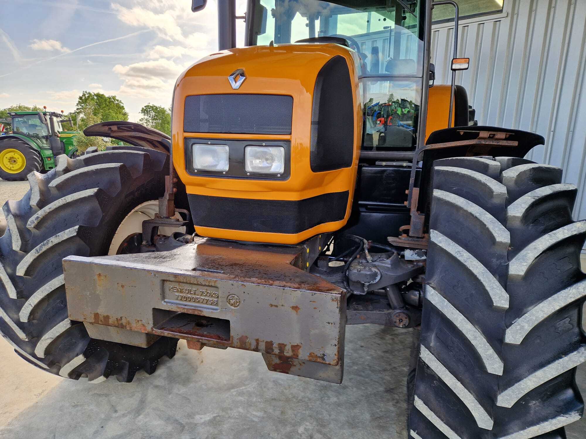 RENAULT ARES 836 RZ