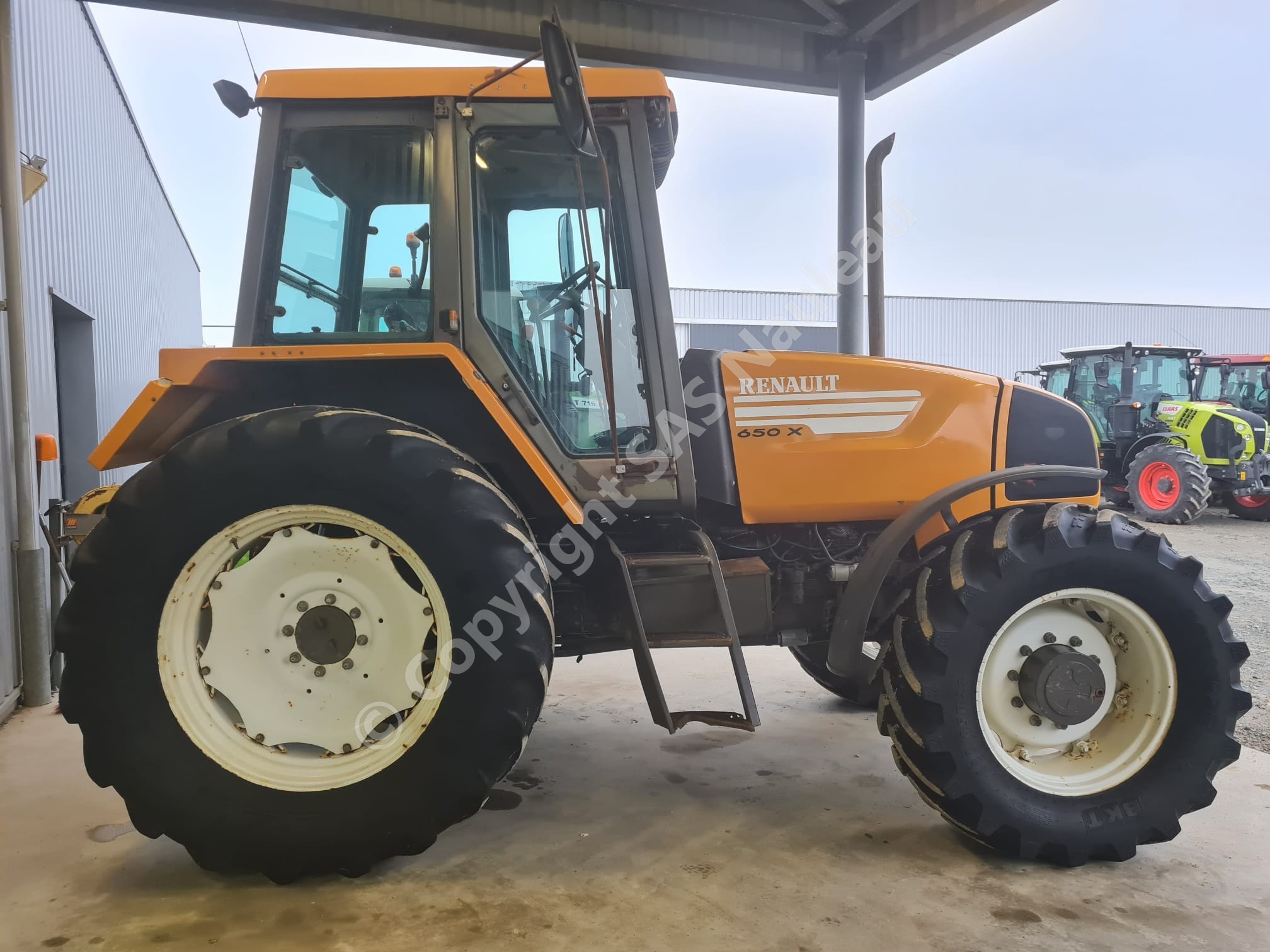 RENAULT TEMIS 650 X