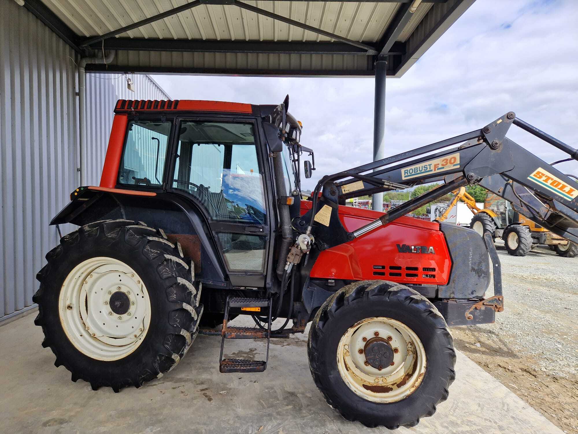 MASSEY FERGUSON 8S305 DYNA VT