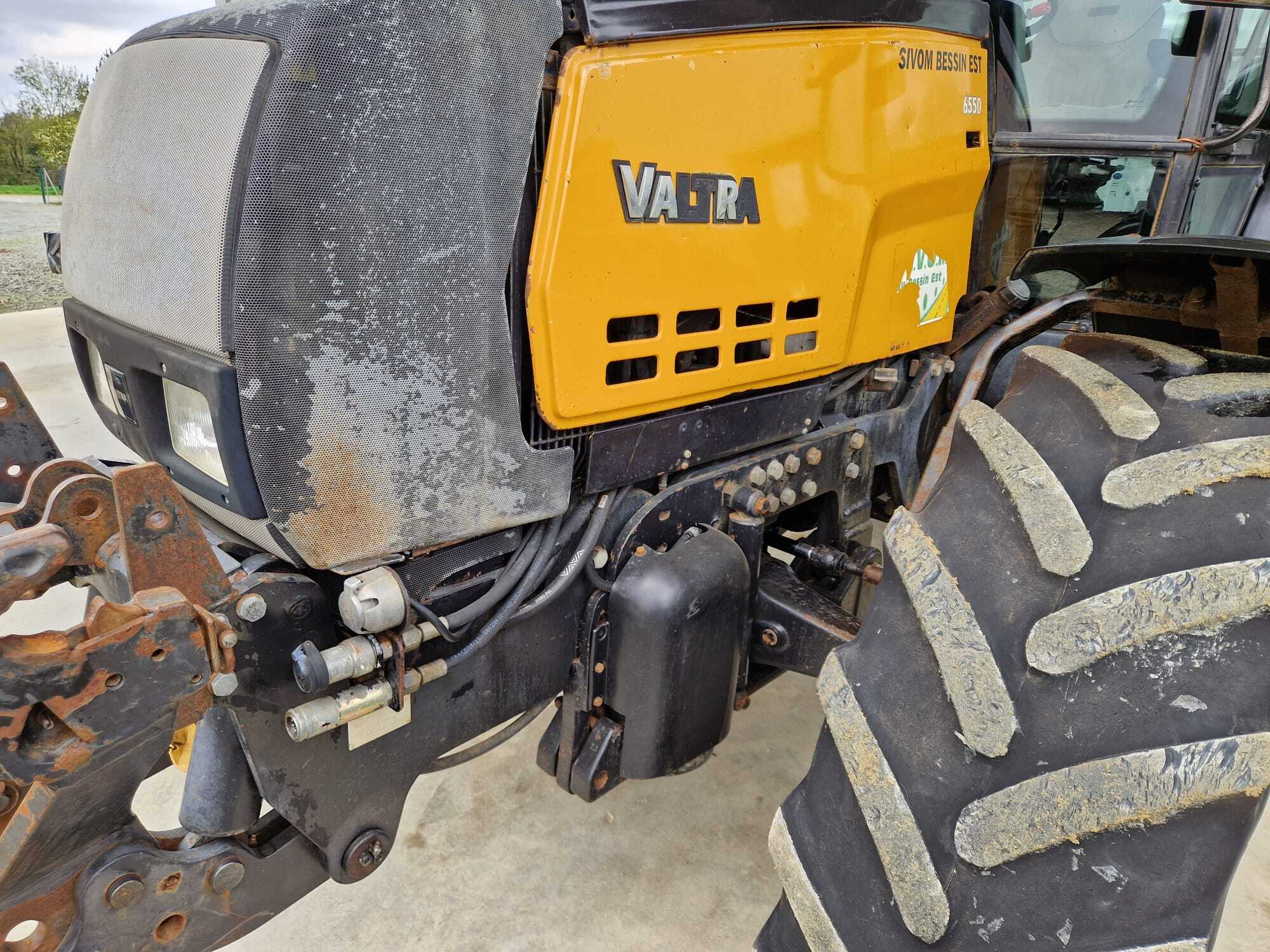 VALTRA 6550 HI-TECH