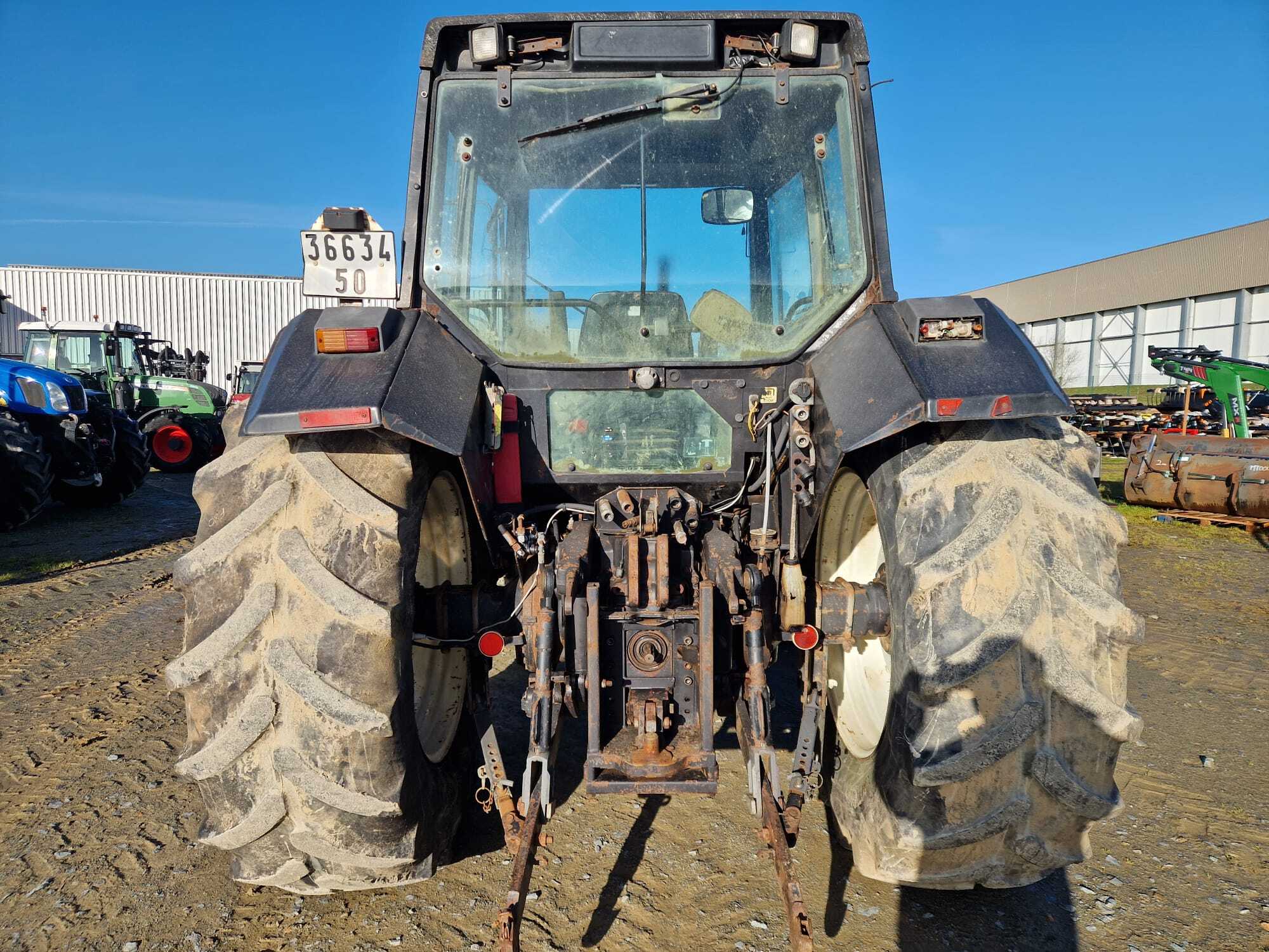 VALTRA 8100