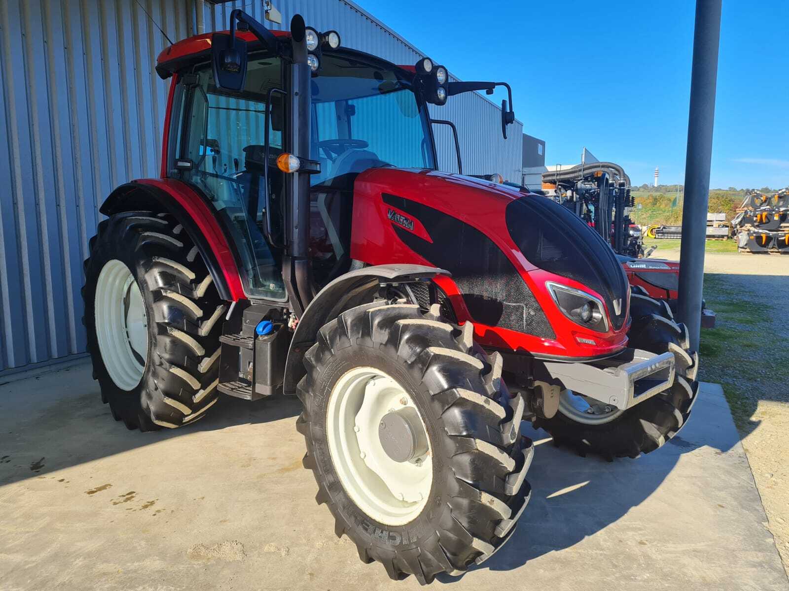 VALTRA A134