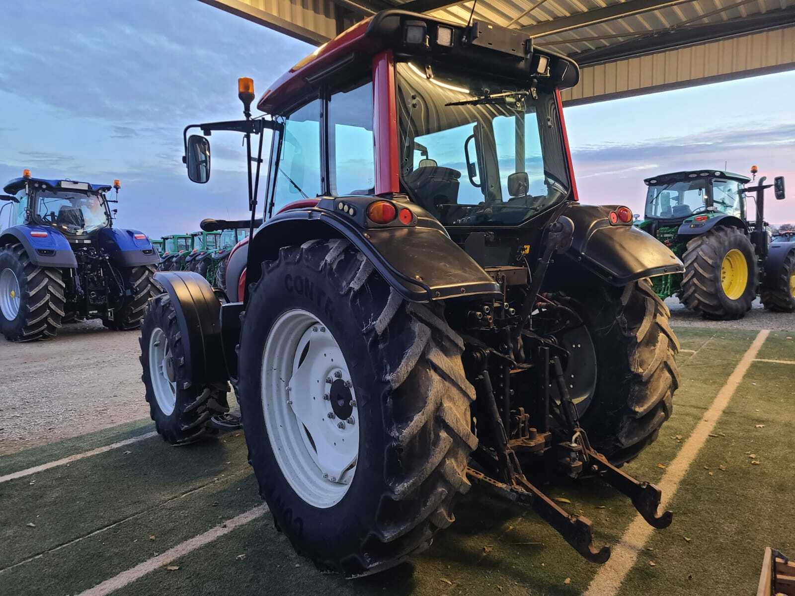 VALTRA N111 HI-TECH
