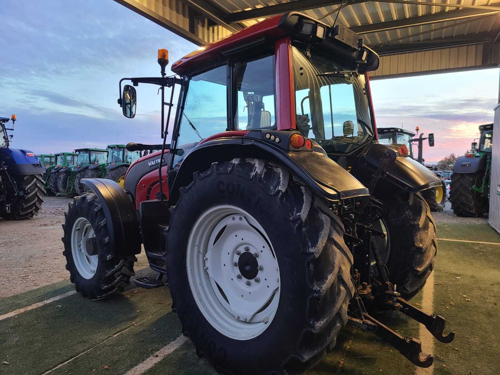 VALTRA N111 HI-TECH