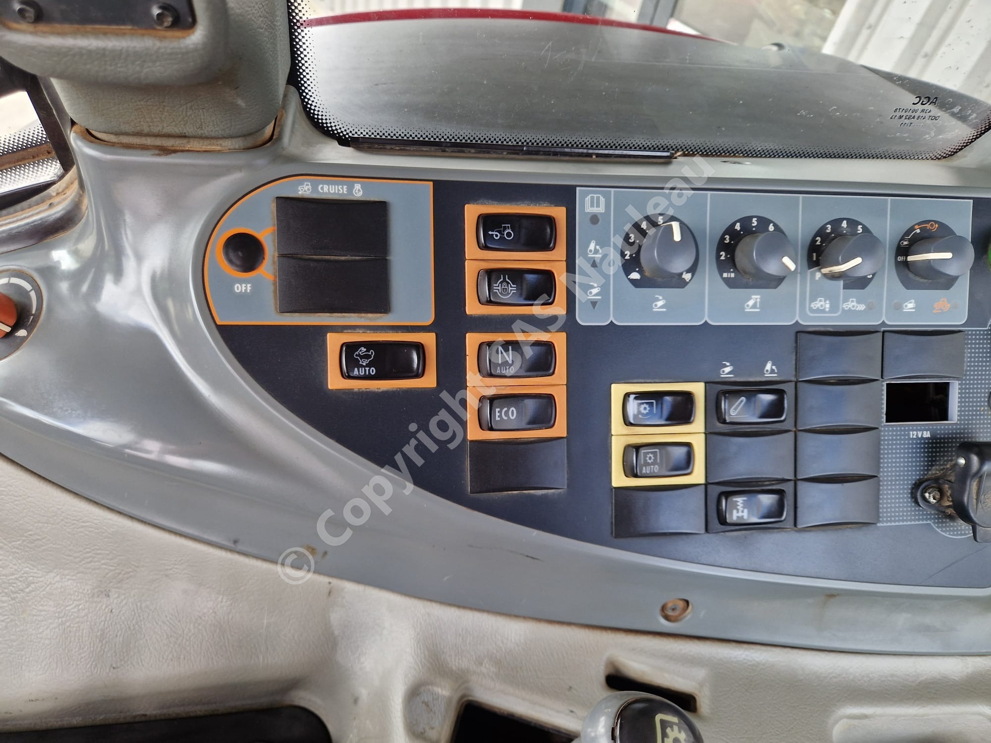 VALTRA N111 HITECH