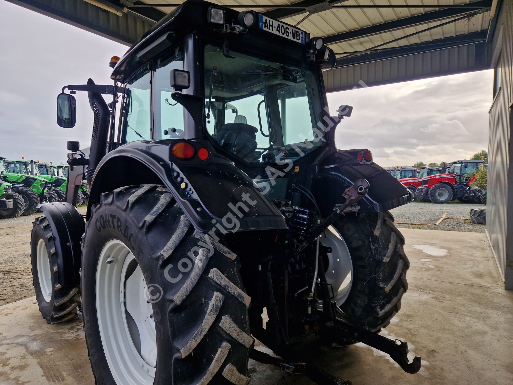 VALTRA N122 VERSU
