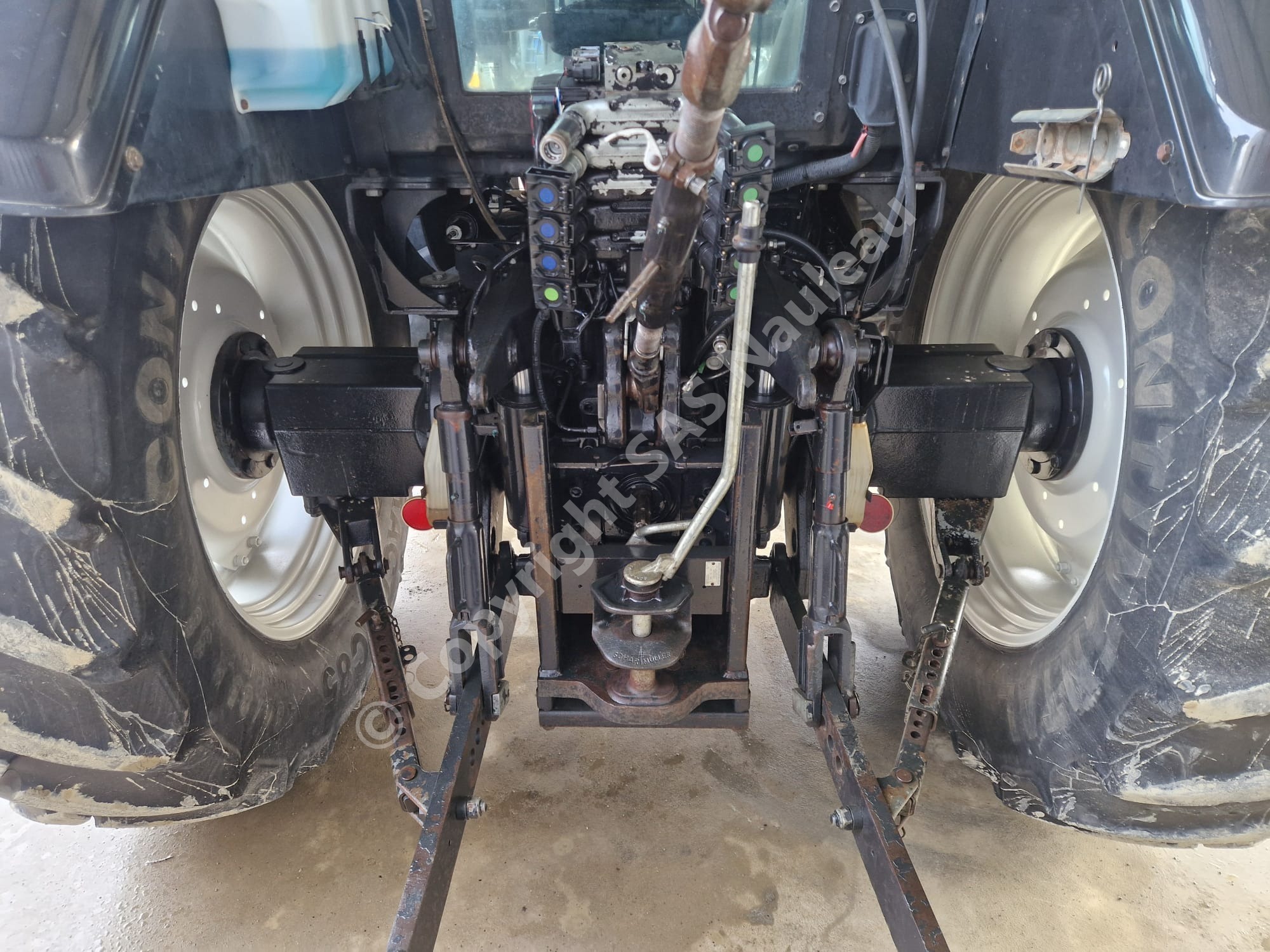 VALTRA N122 VERSU