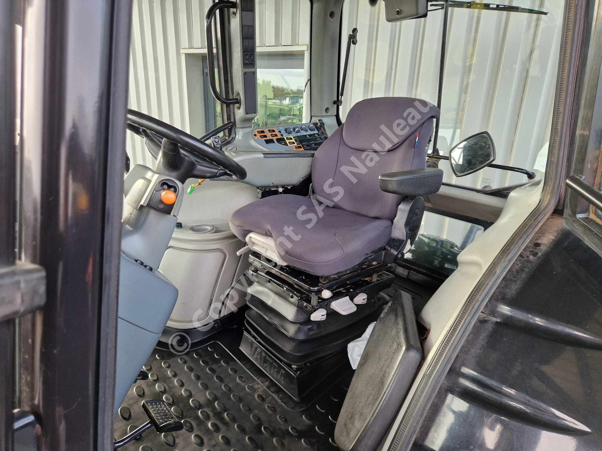 VALTRA N122 VERSU