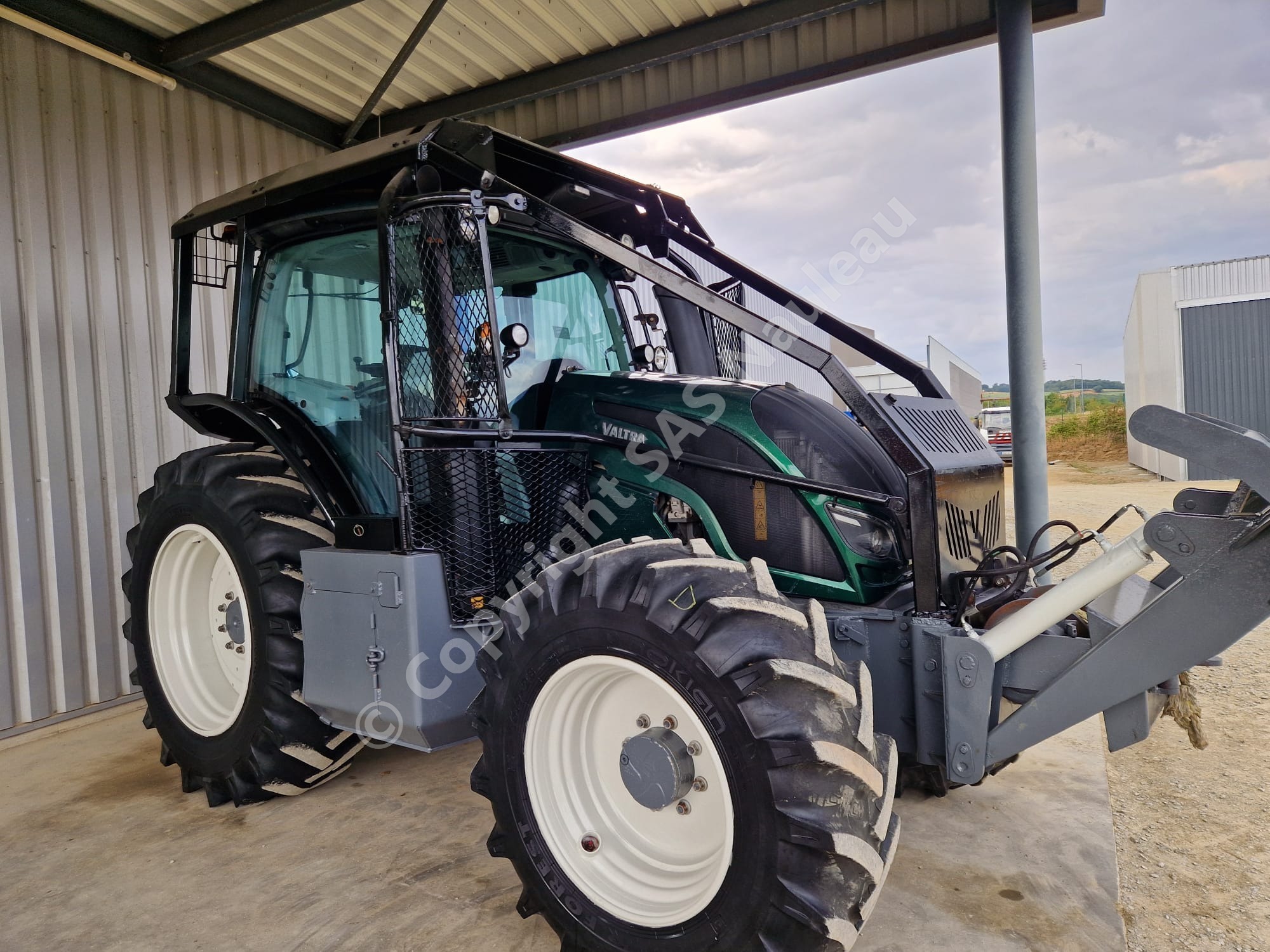 VALTRA N134
